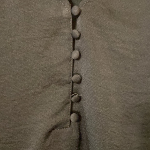 Express 18” pit to pit  Medium Button front Green Vneck - Picture 3 of 6